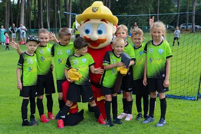 PS Gniezno treningi piłkarskie dla dzieci w wieku od 3 roku życia